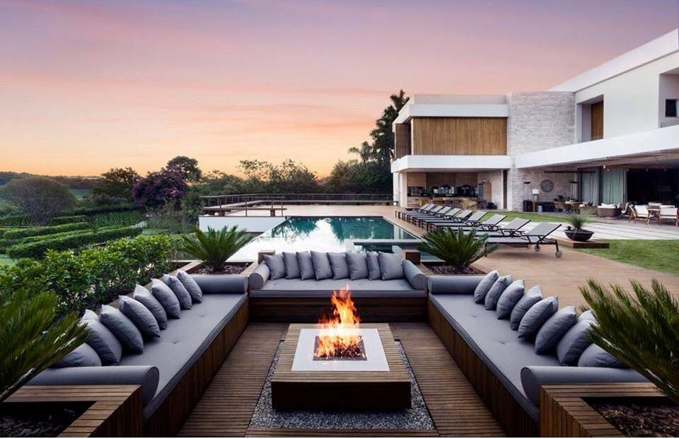 Jardim residencial eleito mais bonito é de um paisagista brasileiro